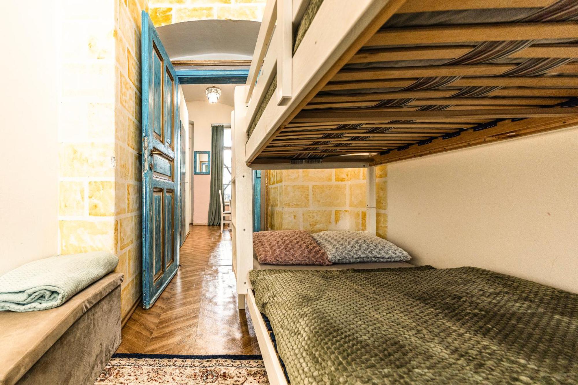 Fairytale Castle Apartment Praha Bagian luar foto